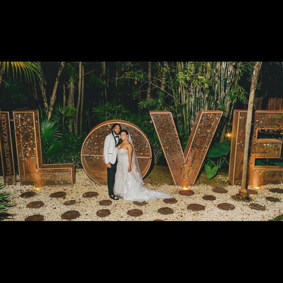 Meet your Posher, Melissa - Picture 7 of 11